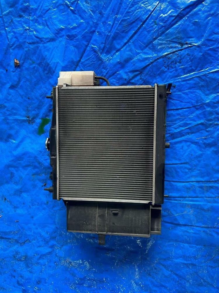 Радиатор основной Ниссан Куб в Первоуральске 245900
