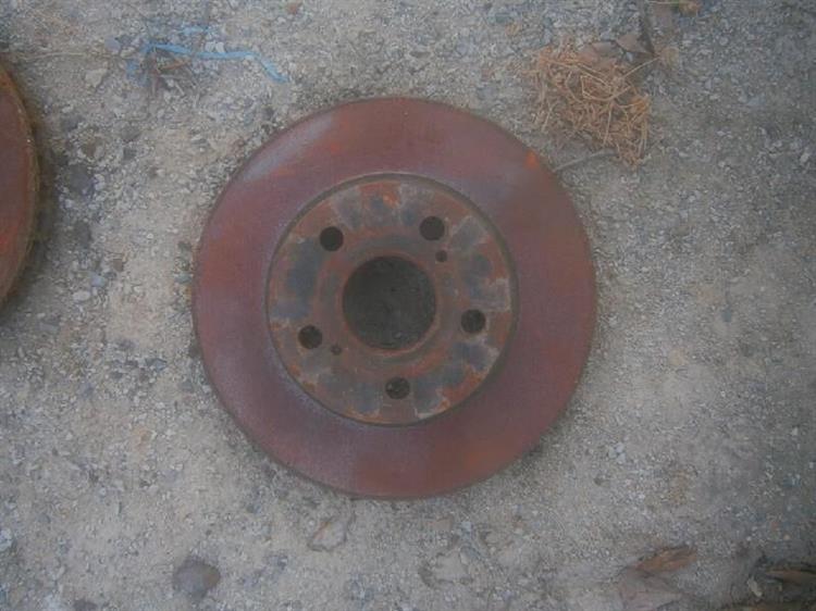 Тормозной диск Тойота Приус в Первоуральске 81565